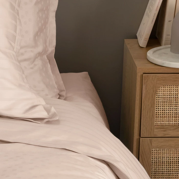 Drap Housse Satin De Coton Uni Prestige Nacre 2 Drap Housse Satin De Coton Uni Prestige Nacre – Image 2