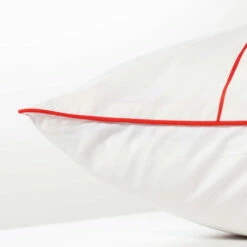 Taie D'oreiller Carrée Percale De Coton Bisou -feuille Soldes Magasin taie d oreiller carree percale de coton bisou 2