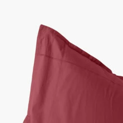 Taie D'oreiller Carrée Percale De Coton Neo Griottine -feuille Soldes Magasin taie d oreiller carree percale de coton neo griottine 3
