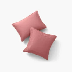 Taie D'oreiller Carrée Satin De Coton Jacquard Pois Et Rayures Prestige Santal -feuille Soldes Magasin taie d oreiller carree satin de coton jacquard pois et rayures prestige santal 2